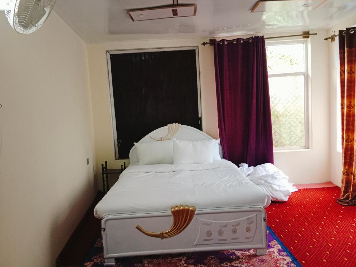 Golden Ibex Resort סקרדו מראה חיצוני תמונה